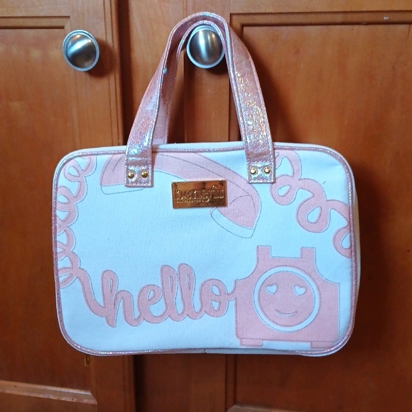 Benefit San Francisco Travel Cosmetic/Jewelry Zipper Bag